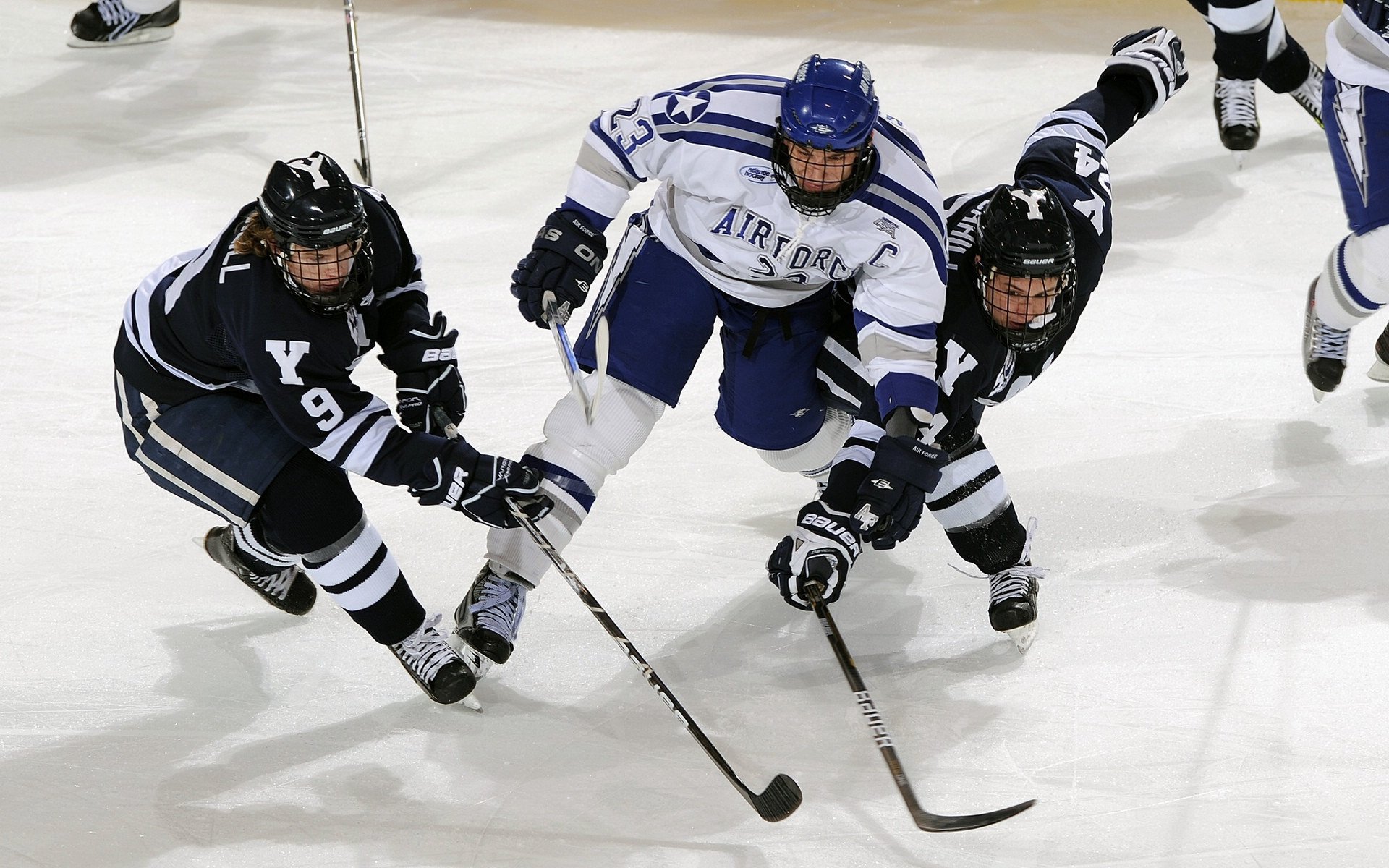 佩德里脚下，卡塔尔与土耳其的暗流涌动，2026世界杯的足球与地缘政治